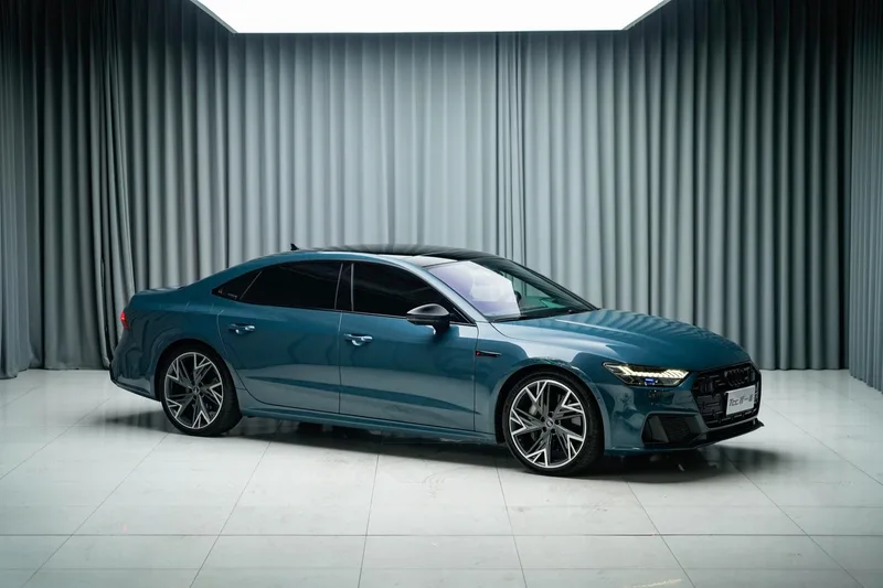 Audi A7L 2022 55 TFSI quattro S-line edition executive See Edition exterior photo 3 Audi A7L 2022 55 TFSI quattro S-line edition executive See Edition exterior photo 3
