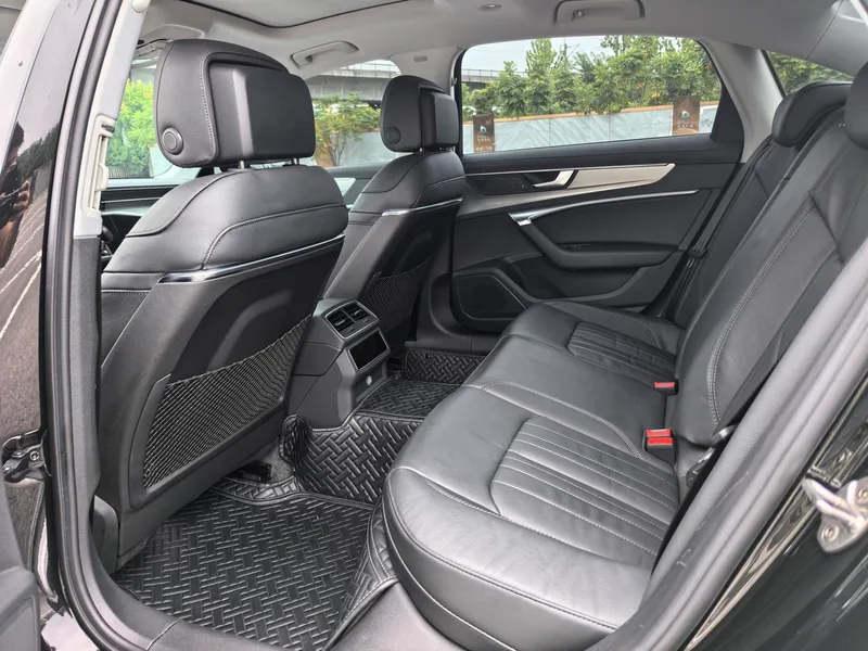 Audi A6L 2022 45 TFSI quattro Zhenxuan Zhiya Type interior photo 10 Audi A6L 2022 45 TFSI quattro Zhenxuan Zhiya Type interior photo 10