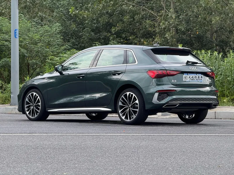 Audi A3 2024 Sportback 35 TFSI Fashion Sport exterior photo 5 Audi A3 2024 Sportback 35 TFSI Fashion Sport exterior photo 5