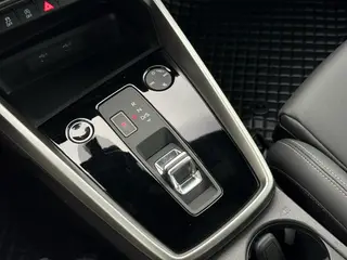 Audi A3 2024 Sportback 35 TFSI Fashion Sport interior photo 12 Audi A3 2024 Sportback 35 TFSI Fashion Sport interior photo 12