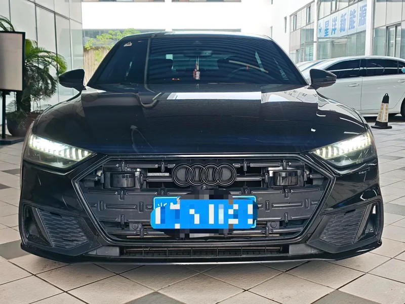 Audi A7L 2022 55 TFSI quattro S-line edition one Pilot version exterior photo 2 Audi A7L 2022 55 TFSI quattro S-line edition one Pilot version exterior photo 2