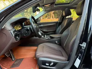 BMW 5 Series 2022 530Li Leading Type Luxury Set exterior photo 7 BMW 5 Series 2022 530Li Leading Type Luxury Set exterior photo 7