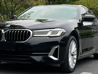 BMW 5 Series 2022 Restyling 525Li Luxury Set interior photo 8 BMW 5 Series 2022 Restyling 525Li Luxury Set interior photo 8