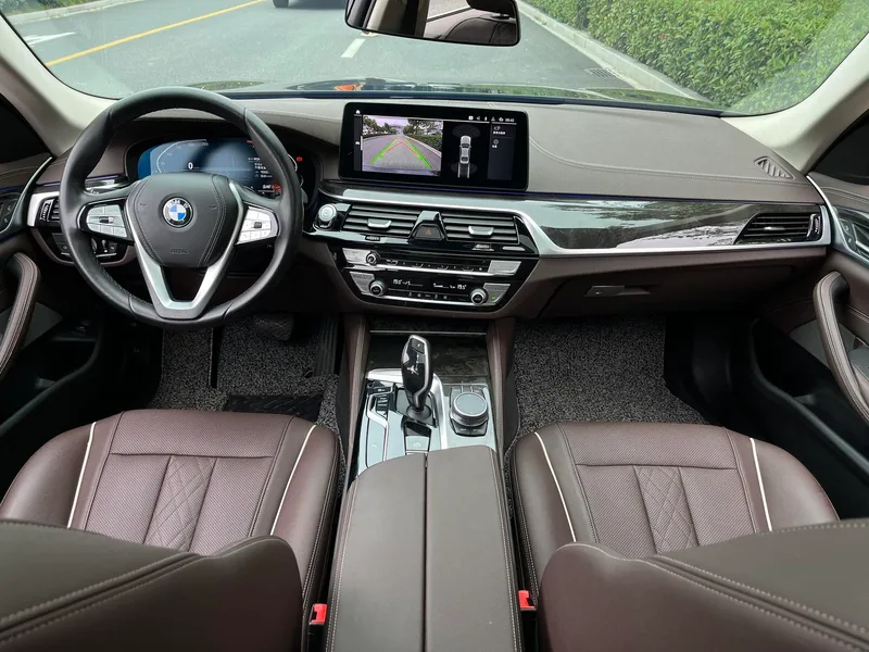 BMW 5 Series 2022 Restyling 525Li Luxury Set interior photo 12 BMW 5 Series 2022 Restyling 525Li Luxury Set interior photo 12
