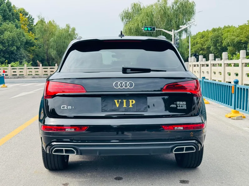Audi Q5L 2024 45TFSI Deluxe dinámico exterior foto 5 Audi Q5L 2024 45TFSI Deluxe dinámico exterior foto 5