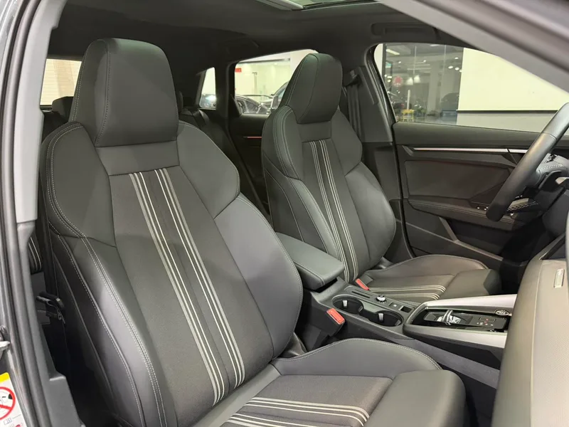 Audi A3 2024 Sportback 35 TFSI Estilo deportivo de moda interior foto 13 Audi A3 2024 Sportback 35 TFSI Estilo deportivo de moda interior foto 13