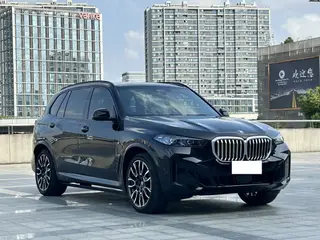 BMW X5 2023 xDrive40Li M Traje nocturno deportivo Yao exterior foto 3 BMW X5 2023 xDrive40Li M Traje nocturno deportivo Yao exterior foto 3