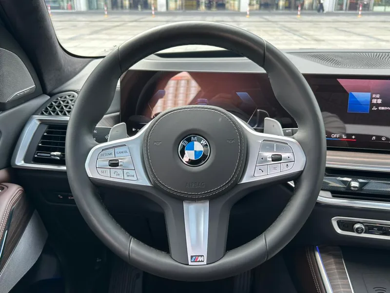 BMW X5 2023 xDrive40Li M Traje nocturno deportivo Yao interior foto 11 BMW X5 2023 xDrive40Li M Traje nocturno deportivo Yao interior foto 11