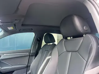 Audi Q3 2024 40 TFSI Fashion dynamic type exterior photo 3