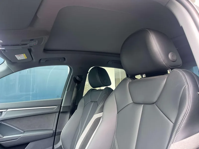 Audi Q3 2024 40 TFSI Fashion dynamic type exterior photo 3