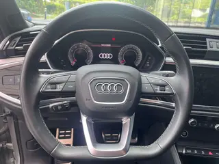 Audi Q3 2024 40 TFSI Fashion dynamic type exterior photo 7