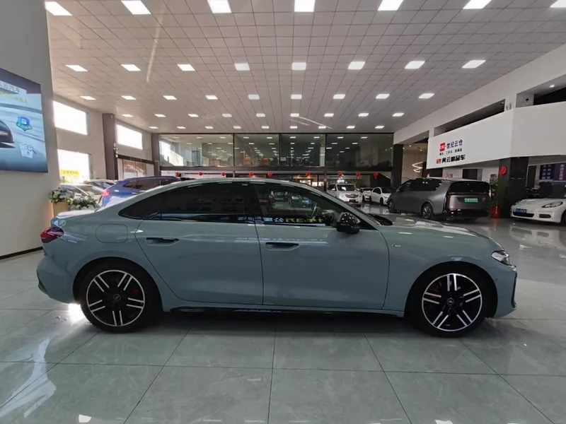 Audi A5L 2026 High Power Sport Edition exterior photo 4 Audi A5L 2026 High Power Sport Edition exterior photo 4