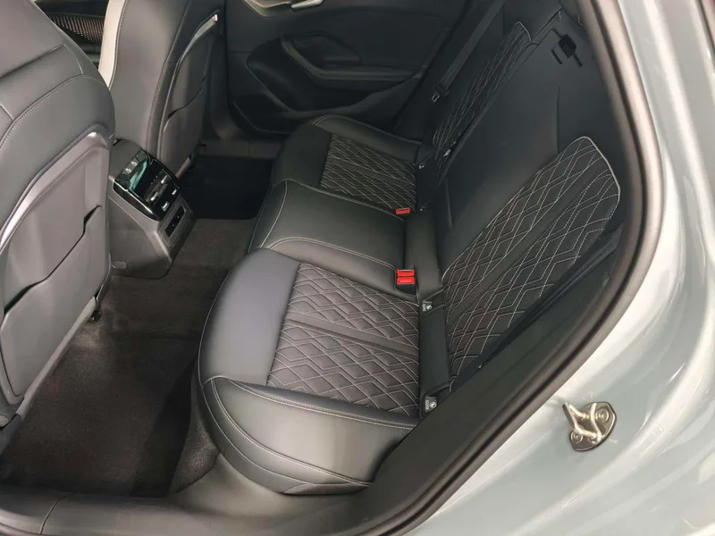 Audi A5L 2026 High Power Sport Edition interior photo 15 Audi A5L 2026 High Power Sport Edition interior photo 15