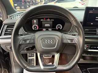 Audi Q5L 2023 40T Deluxe Dynamic interior photo 11 Audi Q5L 2023 40T Deluxe Dynamic interior photo 11