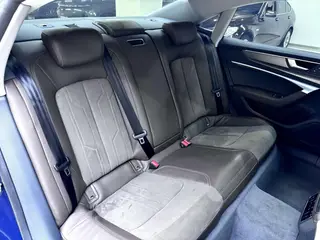 Audi A7L 2024 45 TFSI S-line Ensemble de cristal de rêve intérieur photo 17 Audi A7L 2024 45 TFSI S-line Ensemble de cristal de rêve intérieur photo 17