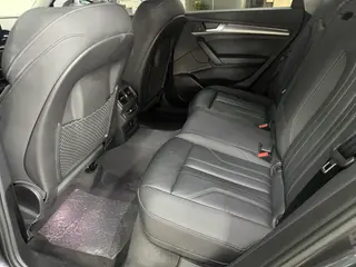Audi Q5L 2022 Restyling 40T Deluxe Dynamic interior photo 7 Audi Q5L 2022 Restyling 40T Deluxe Dynamic interior photo 7