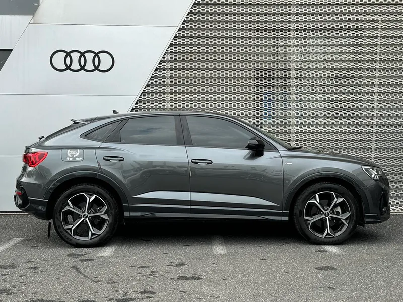 Audi Q3 Sportback 2022 45 TFSI quattro Fashionable exterior photo 3 Audi Q3 Sportback 2022 45 TFSI quattro Fashionable exterior photo 3