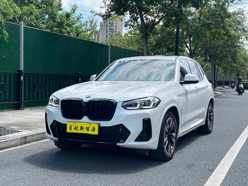 BMW iX3 2022 Leading Type exterior photo 1 BMW iX3 2022 Leading Type exterior photo 1