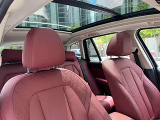 BMW iX3 2022 Leading Type interior photo 18 BMW iX3 2022 Leading Type interior photo 18