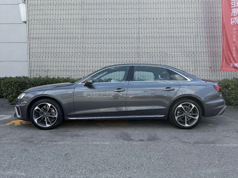 Audi A4L 2024 40 TFSI Tipo dinámico de moda exterior foto 3 Audi A4L 2024 40 TFSI Tipo dinámico de moda exterior foto 3