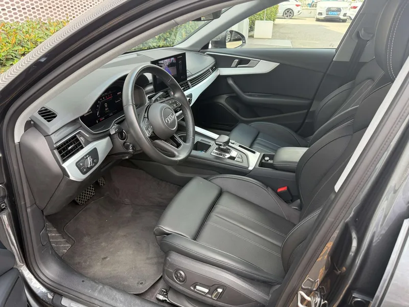 Audi A4L 2024 40 TFSI Tipo dinámico de moda exterior foto 5 Audi A4L 2024 40 TFSI Tipo dinámico de moda exterior foto 5