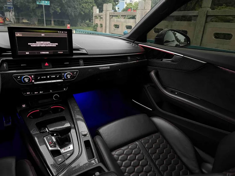 Audi RS 5 2019 2.9T Coupe interior foto 14 Audi RS 5 2019 2.9T Coupe interior foto 14
