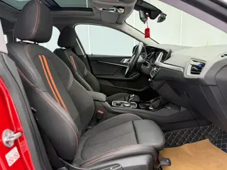 BMW 2 Series 2021 225i Four-door coupe M Sports suit interior photo 10 BMW 2 Series 2021 225i Four-door coupe M Sports suit interior photo 10