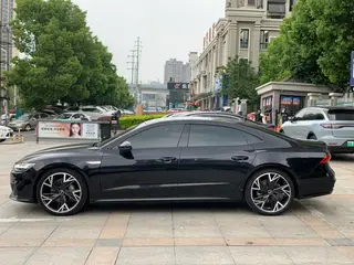 Audi A7L 2023 45 TFSI quattro S-line Black Samurai Edition exterior photo 7