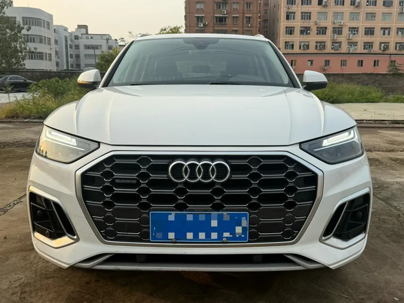 Audi Q5L 2024 40TFSI Fashion dynamic type exterior photo 2 Audi Q5L 2024 40TFSI Fashion dynamic type exterior photo 2