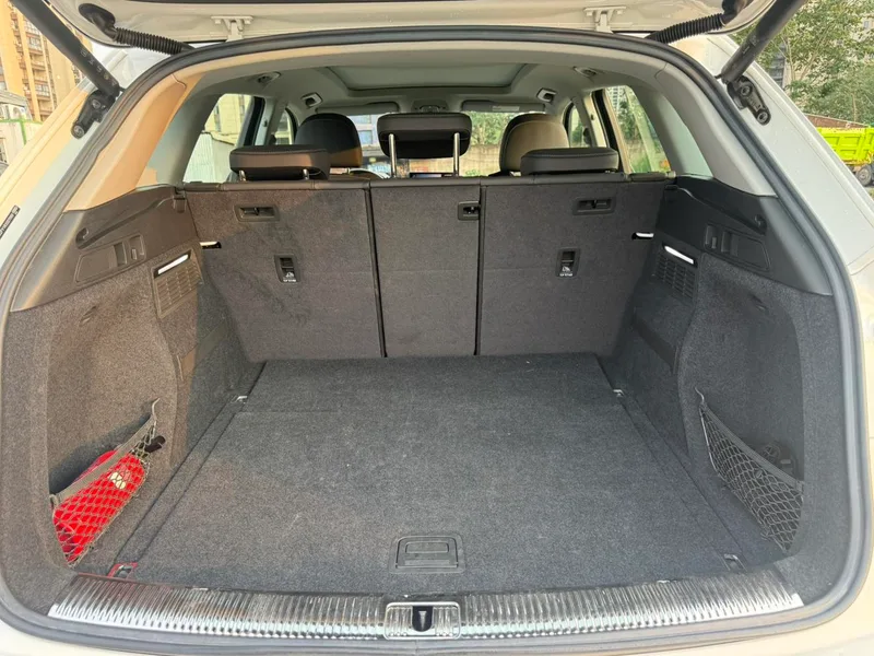 Audi Q5L 2024 40TFSI Fashion dynamic type interior photo 10 Audi Q5L 2024 40TFSI Fashion dynamic type interior photo 10