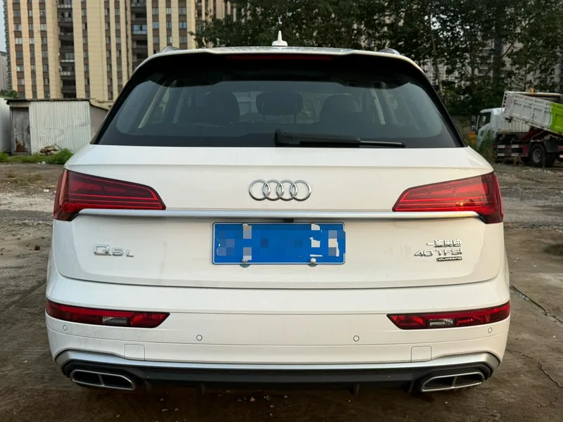 Audi Q5L 2024 40TFSI Fashion dynamic type interior photo 13 Audi Q5L 2024 40TFSI Fashion dynamic type interior photo 13