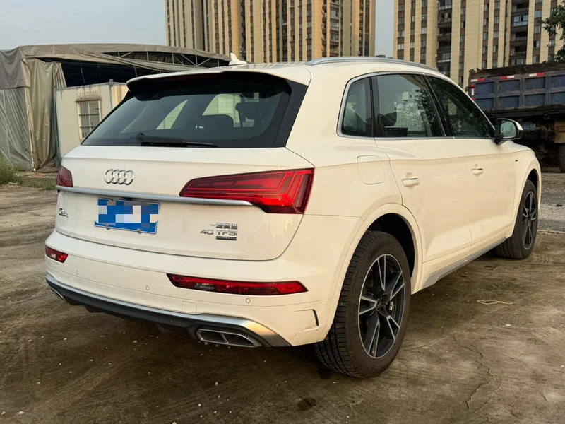 Audi Q5L 2024 40TFSI Fashion dynamic type interior photo 15 Audi Q5L 2024 40TFSI Fashion dynamic type interior photo 15