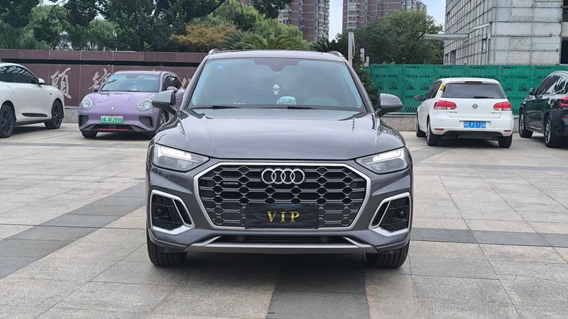 Audi Q5L 2022 40T Fashion dynamic type exterior photo 2 Audi Q5L 2022 40T Fashion dynamic type exterior photo 2