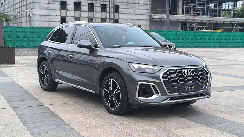 Audi Q5L 2022 40T Fashion dynamic type exterior photo 3 Audi Q5L 2022 40T Fashion dynamic type exterior photo 3