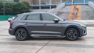 Audi Q5L 2022 40T Fashion dynamic type exterior photo 4 Audi Q5L 2022 40T Fashion dynamic type exterior photo 4