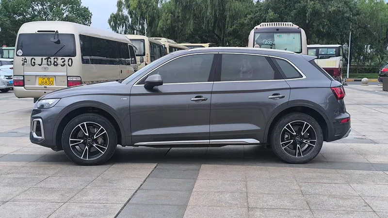 Audi Q5L 2022 40T Fashion dynamic type interior photo 8 Audi Q5L 2022 40T Fashion dynamic type interior photo 8
