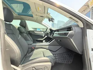 Audi A7 2024 45 TFSI Selection interior photo 13 Audi A7 2024 45 TFSI Selection interior photo 13