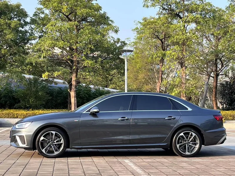 Audi A4L 2022 40 TFSI Tipo dinámico de moda exterior foto 4 Audi A4L 2022 40 TFSI Tipo dinámico de moda exterior foto 4