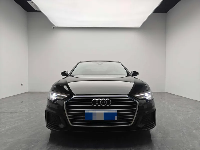 Audi A6L 2020 40 TFSI Deluxe Dynamic exterior photo 2 Audi A6L 2020 40 TFSI Deluxe Dynamic exterior photo 2