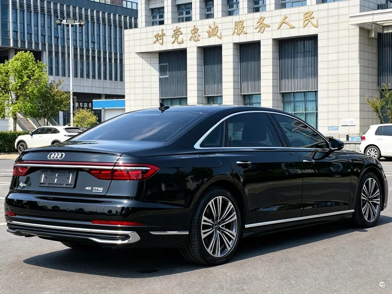 Audi A8 2024 A8L 45 TFSI quattro Luxury type interior photo 10 Audi A8 2024 A8L 45 TFSI quattro Luxury type interior photo 10