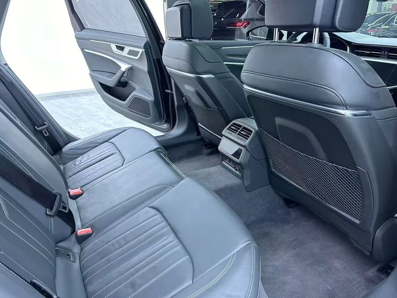 Audi A6L 2023 Restyling 45 TFSI quattro Zhenxuan Zhiya Type interior photo 9 Audi A6L 2023 Restyling 45 TFSI quattro Zhenxuan Zhiya Type interior photo 9