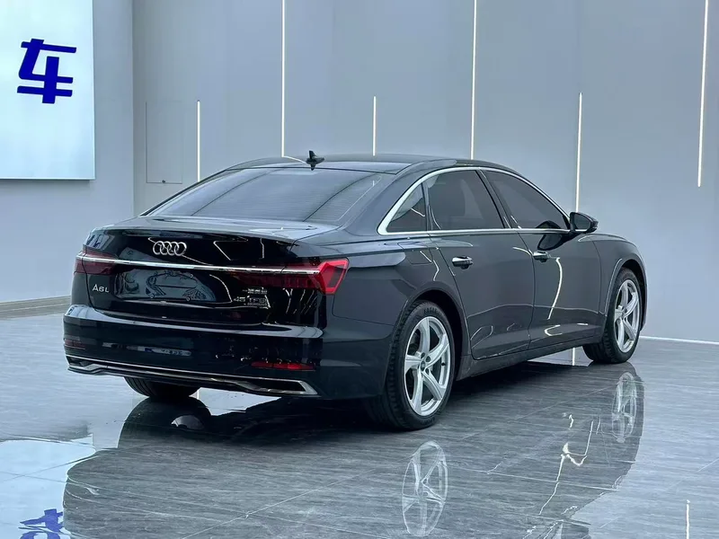 Audi A6L 2023 Restyling 45 TFSI quattro Zhenxuan Zhiya Type interior photo 13 Audi A6L 2023 Restyling 45 TFSI quattro Zhenxuan Zhiya Type interior photo 13