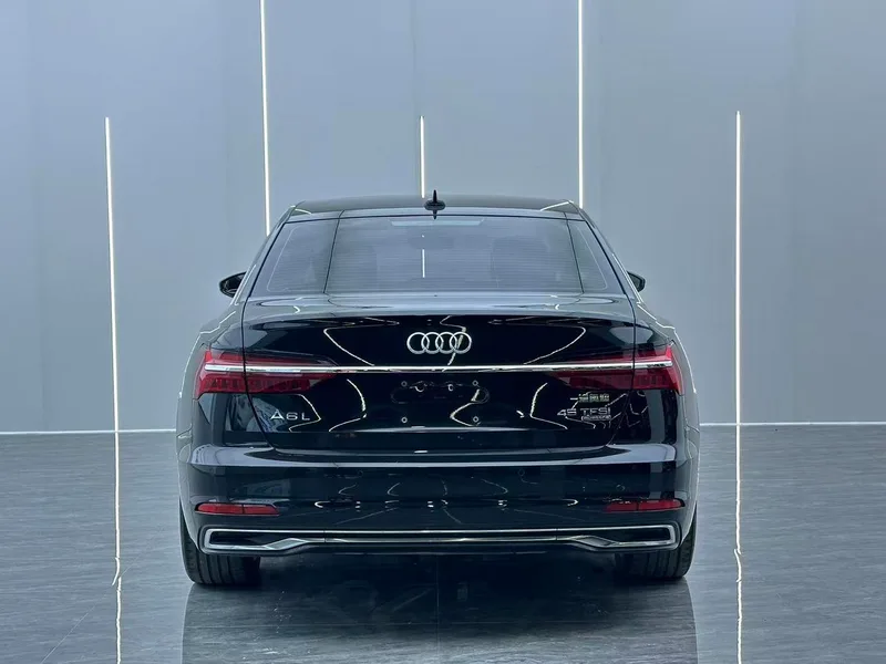 Audi A6L 2023 Restyling 45 TFSI quattro Zhenxuan Zhiya Type interior photo 14 Audi A6L 2023 Restyling 45 TFSI quattro Zhenxuan Zhiya Type interior photo 14
