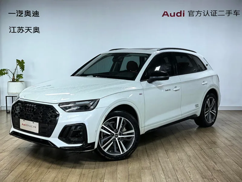 Audi Q5L 2022 Reforma 40T Deluxe dinámico exterior foto 1 Audi Q5L 2022 Reforma 40T Deluxe dinámico exterior foto 1