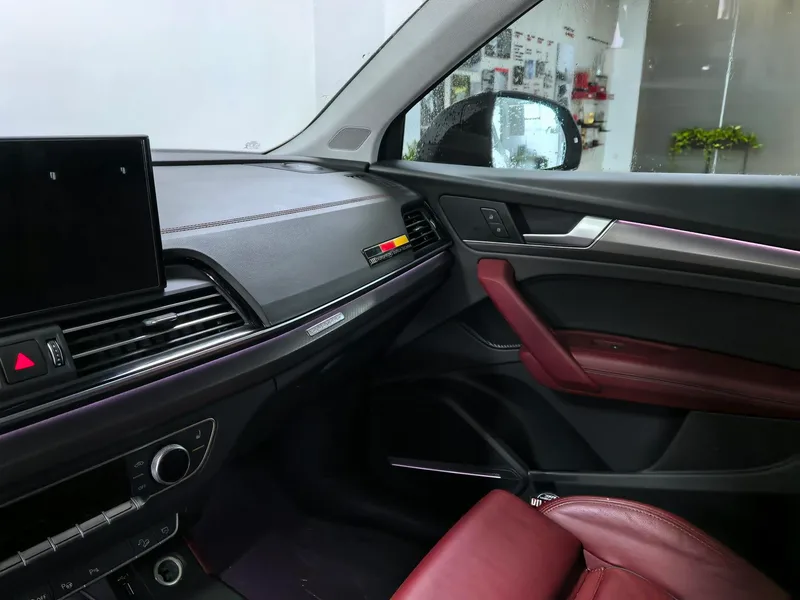 Audi Q5L 2022 Reforma 40T Deluxe dinámico interior foto 9 Audi Q5L 2022 Reforma 40T Deluxe dinámico interior foto 9