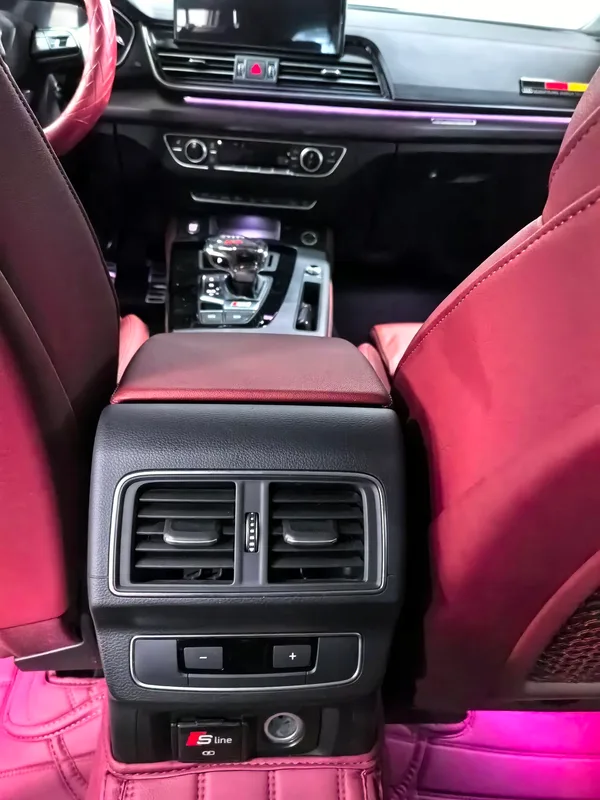 Audi Q5L 2022 Reforma 40T Deluxe dinámico interior foto 13 Audi Q5L 2022 Reforma 40T Deluxe dinámico interior foto 13