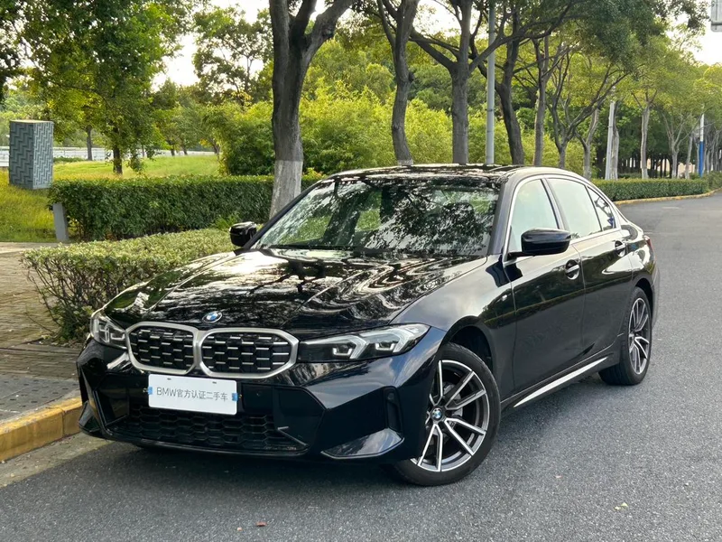 BMW 3 Series 2023 325Li M Conjunto deportivo exterior foto 1 BMW 3 Series 2023 325Li M Conjunto deportivo exterior foto 1