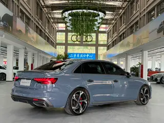 Audi A4L 2022 40 TFSI quattro RS Kit Burn Rate Type exterior photo 5 Audi A4L 2022 40 TFSI quattro RS Kit Burn Rate Type exterior photo 5