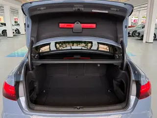 Audi A4L 2022 40 TFSI quattro RS Kit Burn Rate Type exterior photo 6 Audi A4L 2022 40 TFSI quattro RS Kit Burn Rate Type exterior photo 6