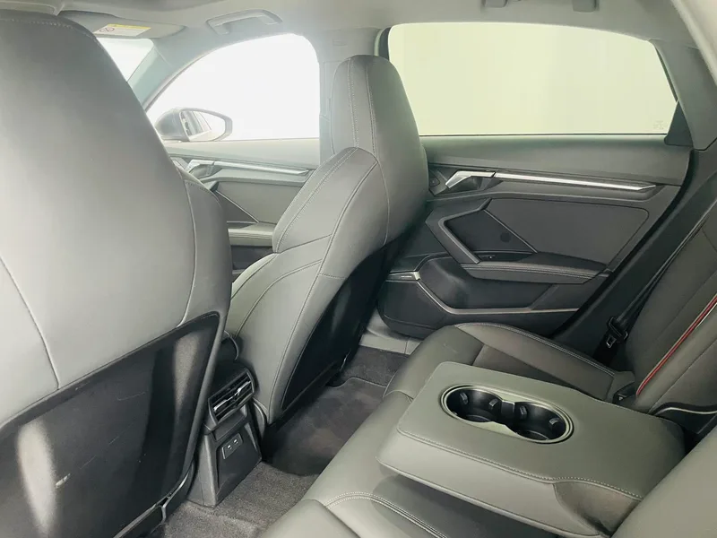 Audi A3 2024 A3L Limousine 35 TFSI Fashion Sport interior photo 14 Audi A3 2024 A3L Limousine 35 TFSI Fashion Sport interior photo 14